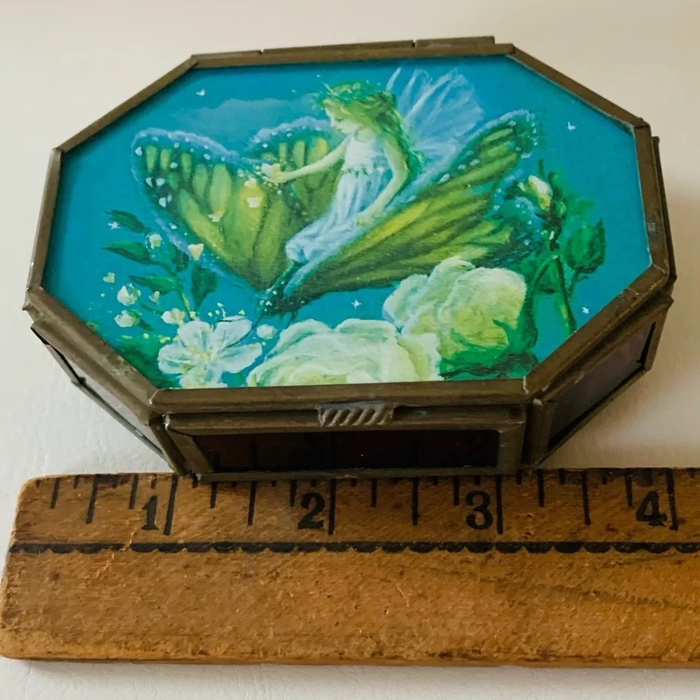 Metal jewelry box